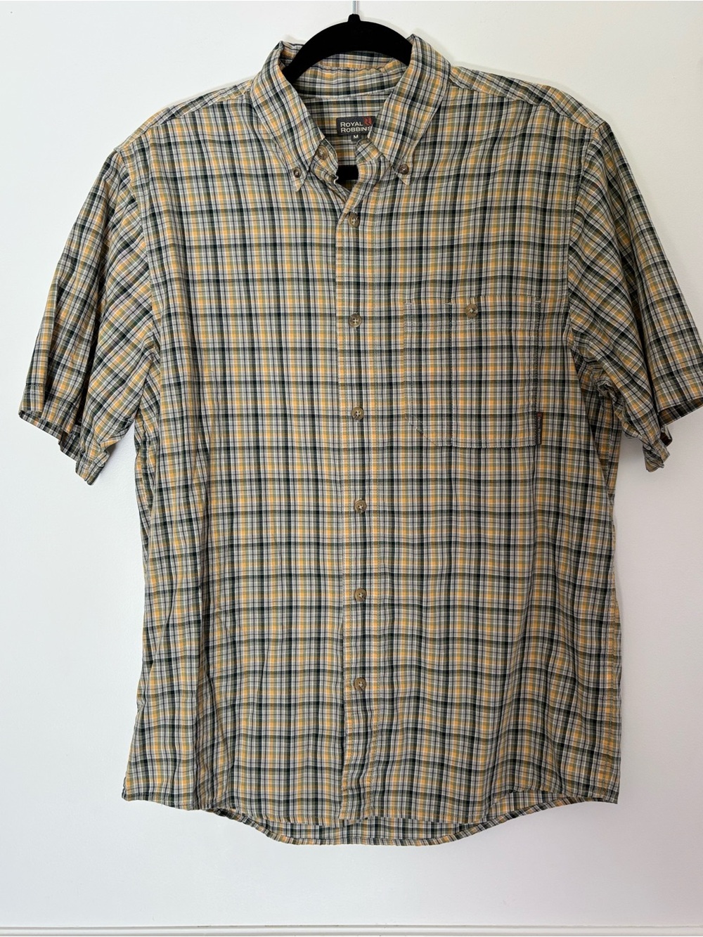 Royal Robbins Men’s Short Sleeves Plaid Shirt Medium Classic Western Casual *a62